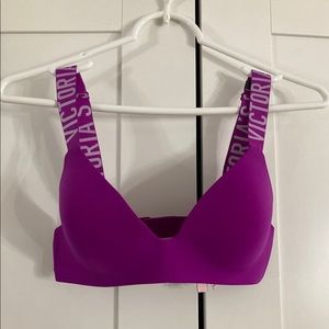 Victoria’s Secret Sports Bra l